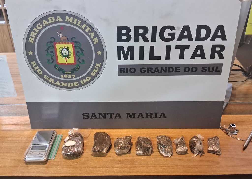 Brigada Militar prende homem por tráfico de drogas no centro de Santa Maria