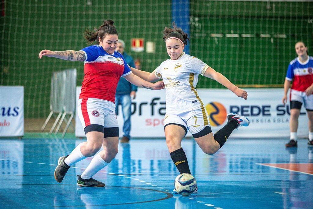 título imagem Superliga feminina abre fase eliminatória e mata-mata do masculino começa nesta terça-feira