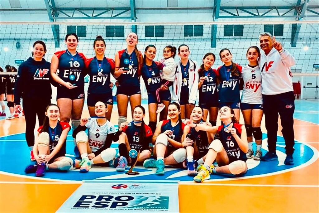 AVF é campeã da Copa Região Central de Vôlei de Base