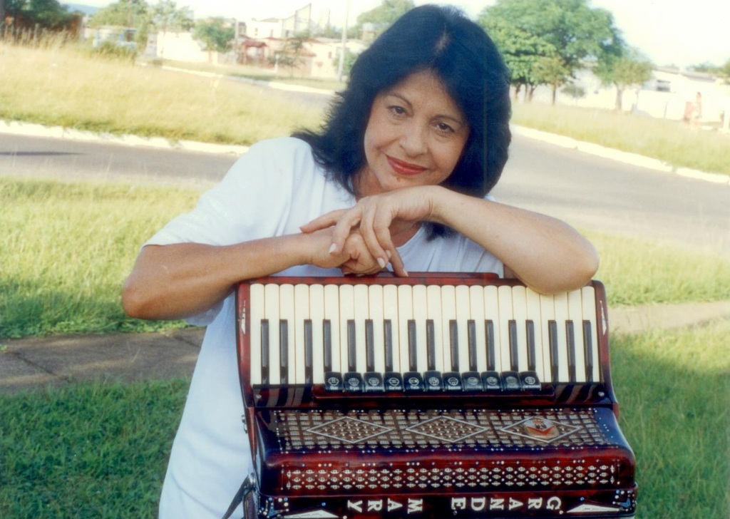Morre Mary Terezinha, grande parceira de Teixeirinha e que era natural da Região Central