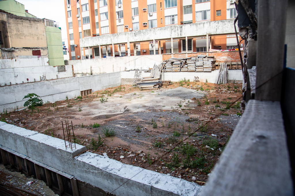 Iniciada há um ano, obra do Memorial da Kiss aguarda análise do projeto para ser retomada Iniciada há um ano, obra do Memorial da Kiss aguarda análise do projeto para ser retomada