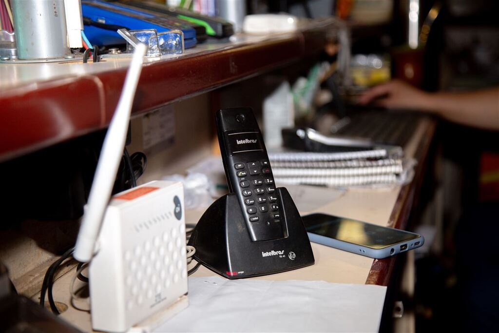 Número de telefones fixos caiu pela metade em 10 anos no Brasil