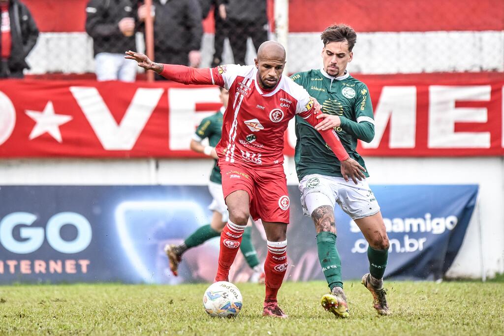 Líder isolado, surpresa do campeonato e primeiro ponto do lanterna: confira os resultados da 9ª rodada da Divisão de Acesso