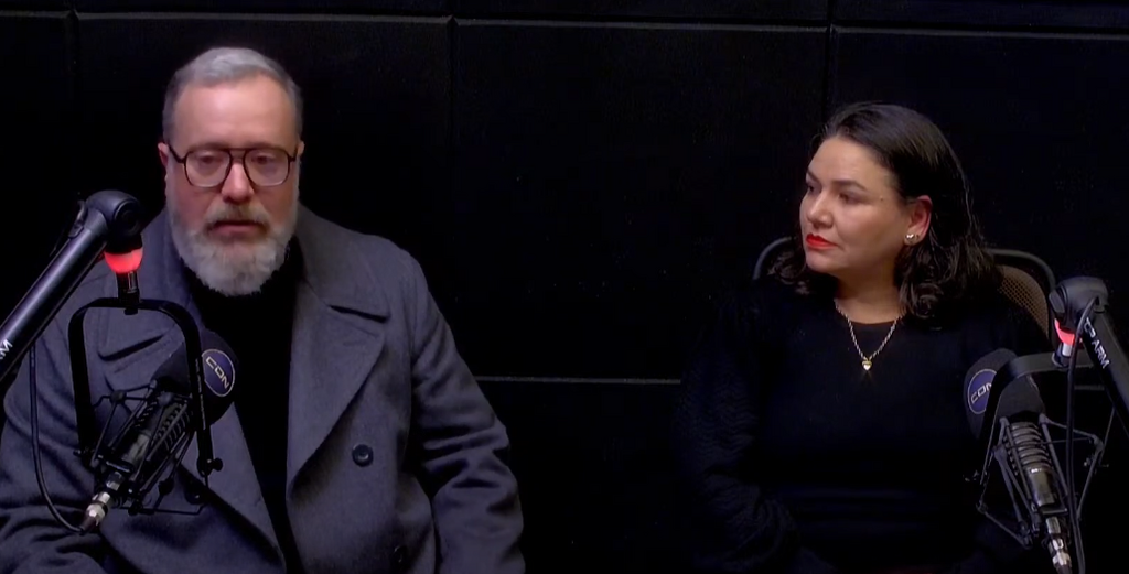 Foto: Reprodução (TV Diário) - Juiz Rafael Pagnon Cunha (à esq.) e coordenadora do CRM Luci Freitas (à dir.)