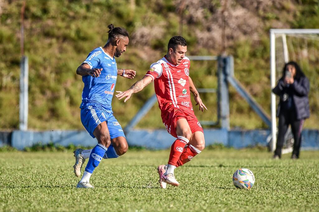 título imagem Inter-SM leva 1 a 0 do Aimoré e perde invencibilidade na Divisão de Acesso