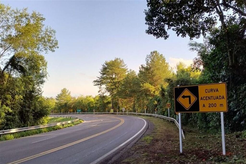 Dnit realiza melhorias na sinalização da BR-287, no acesso a Jaguari