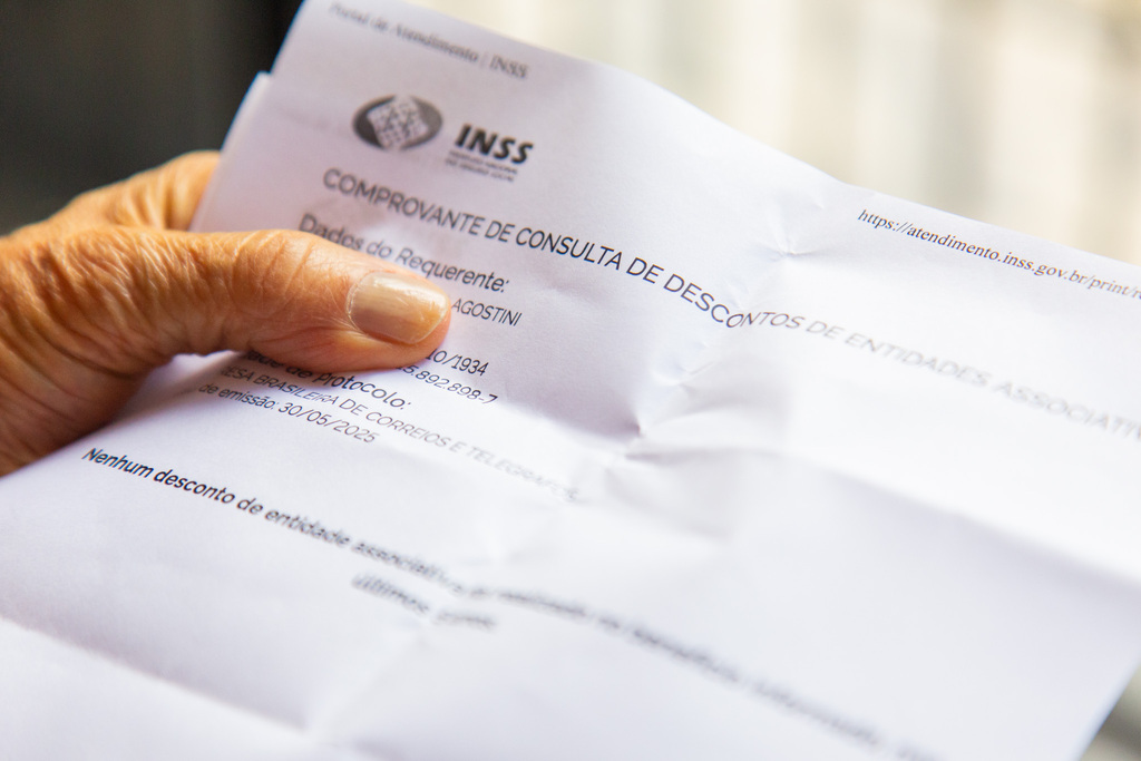 INSS: reembolso de desconto irregular começa dia 24 de julho; saiba como aderir