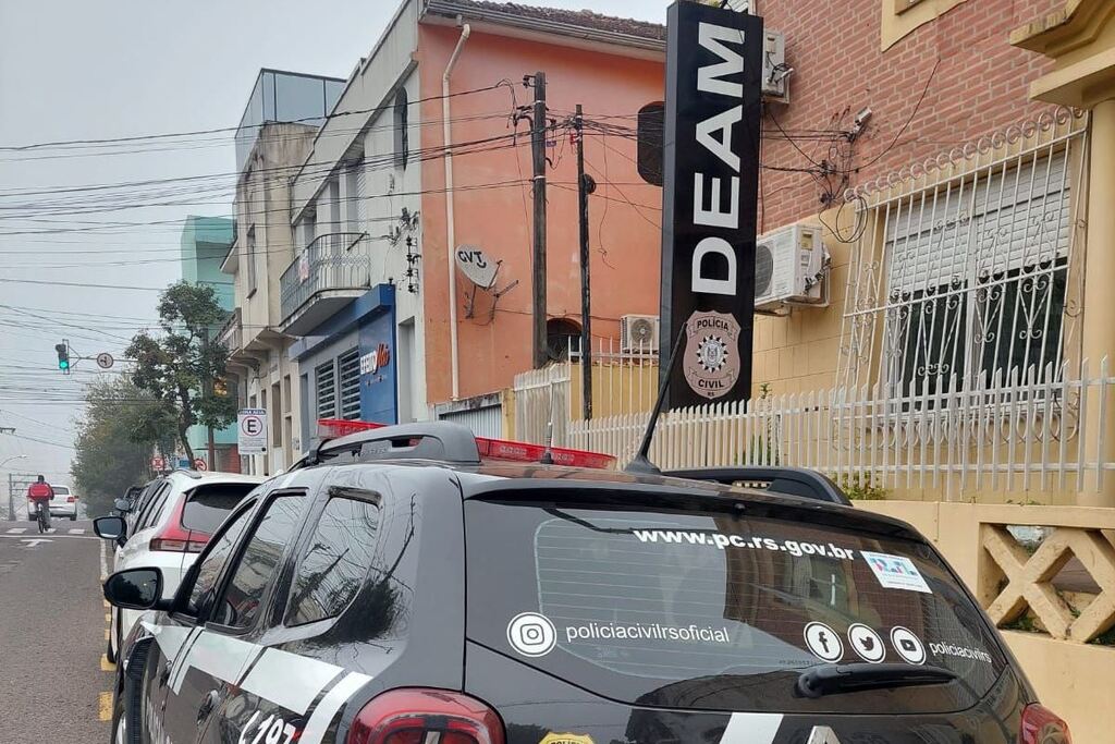 Homem de 42 anos é preso em Santa Maria por violência contra mulher