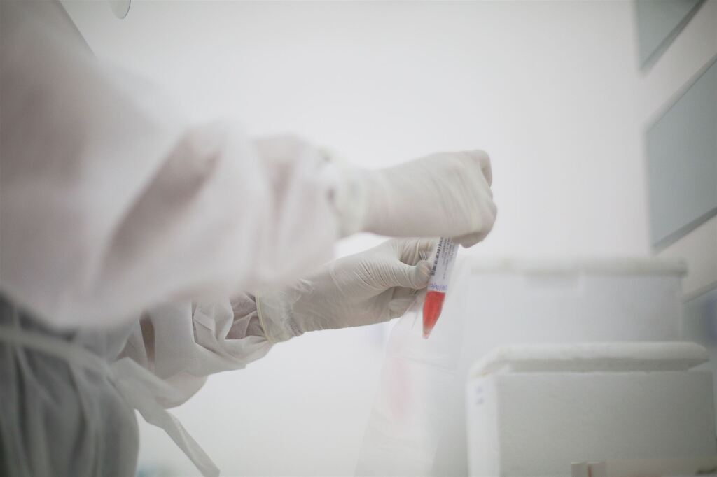 Fiocruz identifica nova variante da Covid-19; quatro estados brasileiros já registram casos