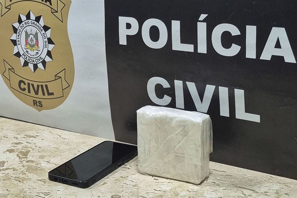 Adolescente de 16 anos é apreendido com cocaína avaliada em R$ 75 mil em São Francisco de Assis