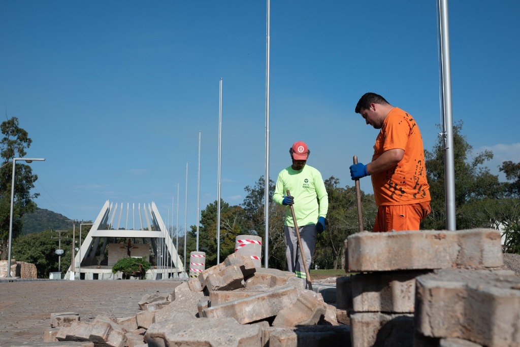 Fotos: Vinicius Becker (Diário) - Revitalização deve atrasar por causa do clima, e nova data ainda será definida pela Arquidiocese.