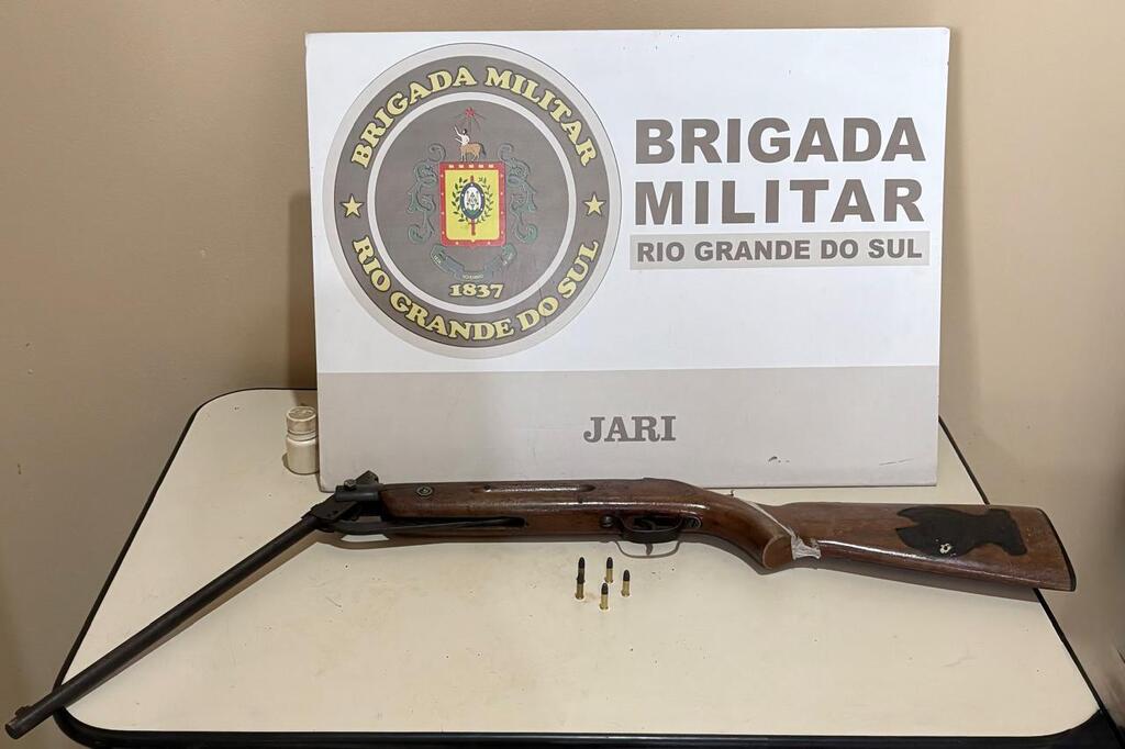 Homem é preso por violência doméstica em Jari; arma e munições foram apreendidas