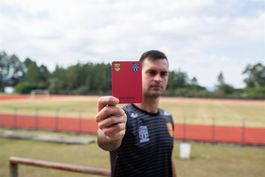 Santa-mariense desponta como um dos nomes para o futuro da arbitragem gaúcha