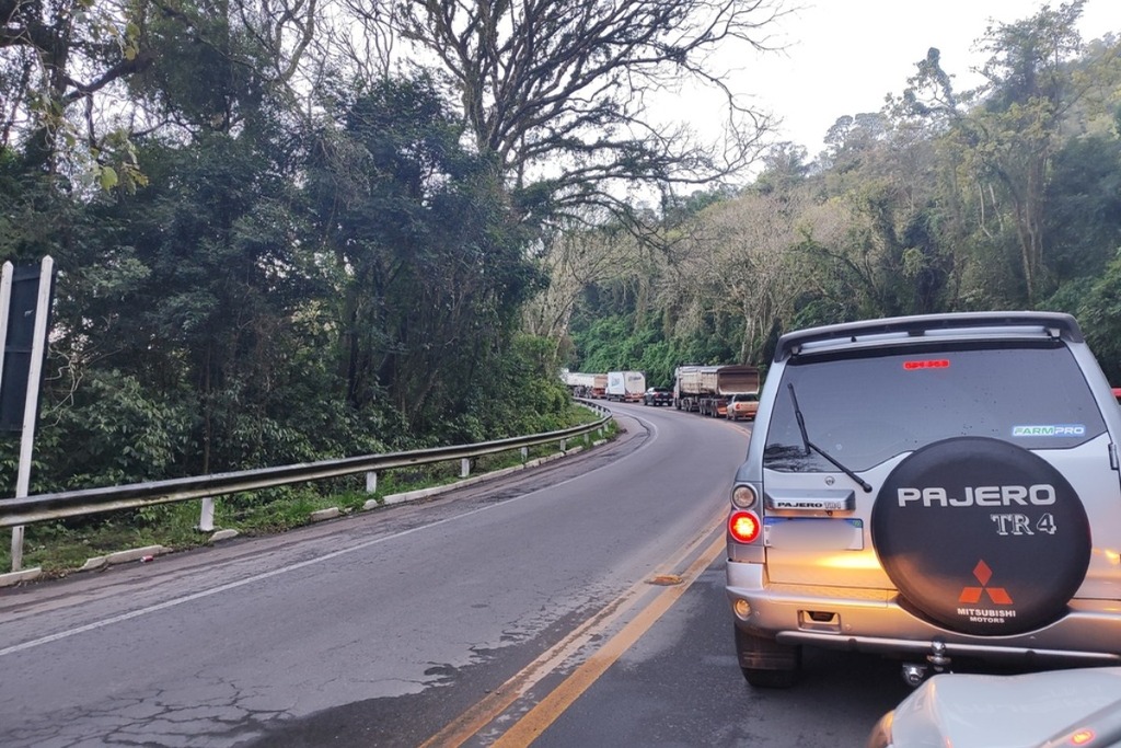 Obras causam congestionamento na BR-158 entre Santa Maria e Itaara