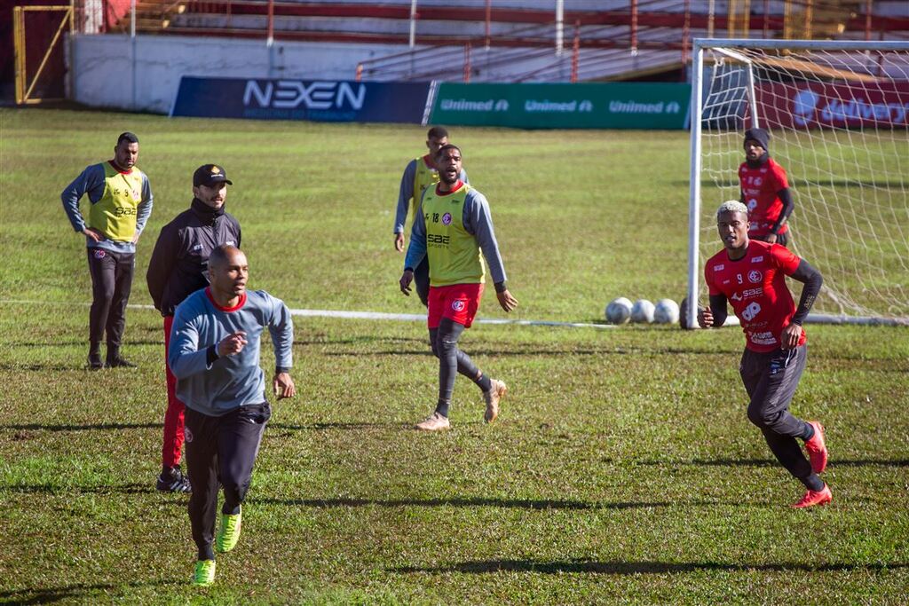 título imagem Em busca da Série A: Inter-SM começa a disputa das quartas de final diante do Bagé