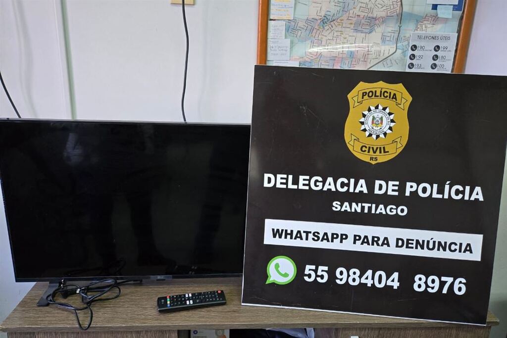 Polícia Civil localiza televisor furtado e prende homem em Santiago Polícia Civil localiza televisor furtado e prende homem em Santiago