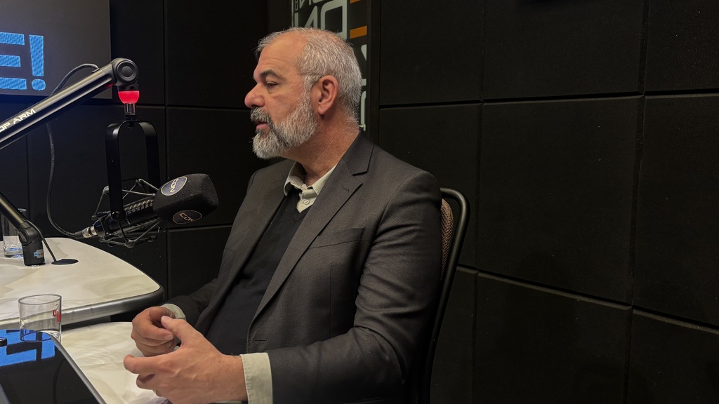 título imagem “Santa Maria não vai parar”, garante prefeito Rodrigo Decimo em meio a cortes de despesas e bloqueio de Orçamento