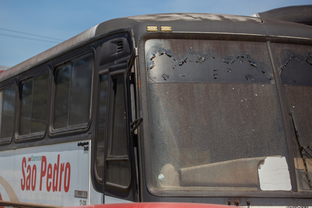 Novo leilão da Expresso São Pedro oferta 7 ônibus com lances a partir de R$ 11 mil