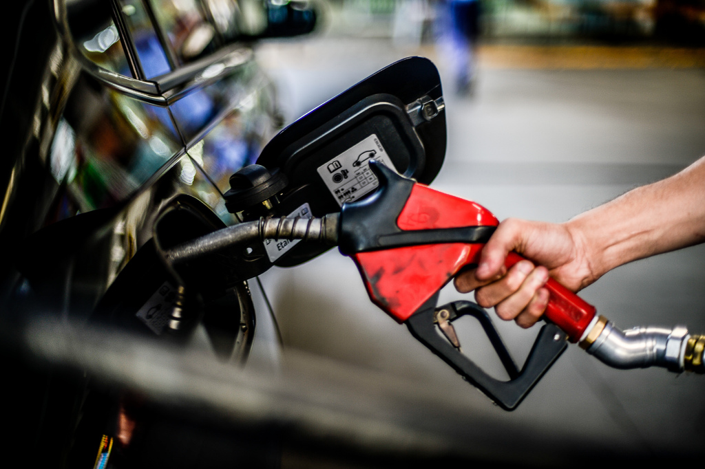 Preço da gasolina em Santa Maria pode variar até R$ 2,24; veja onde abastecer mais barato
