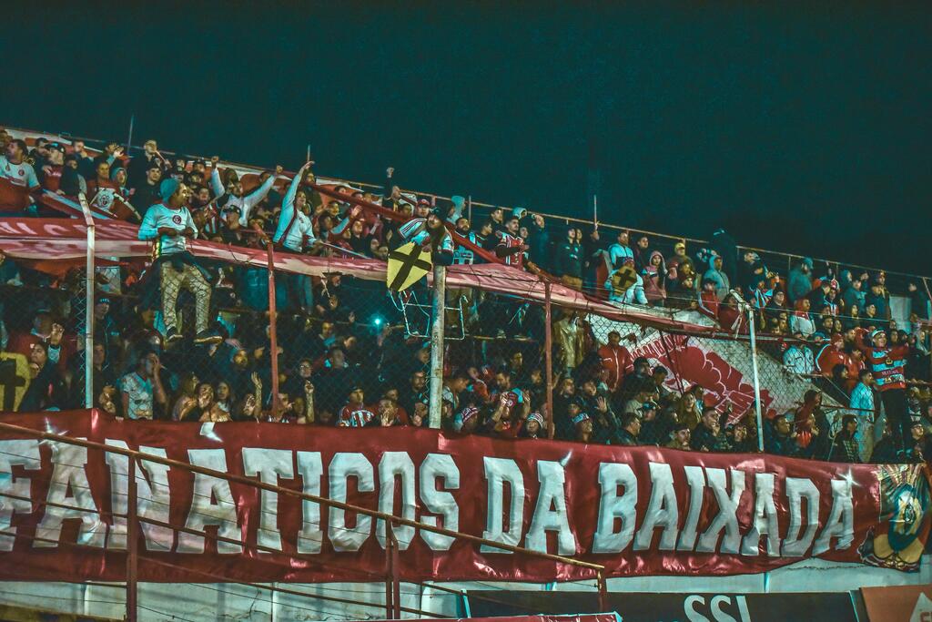 Força que vem da torcida: invicto em casa, Inter-SM decidirá acesso na Baixada