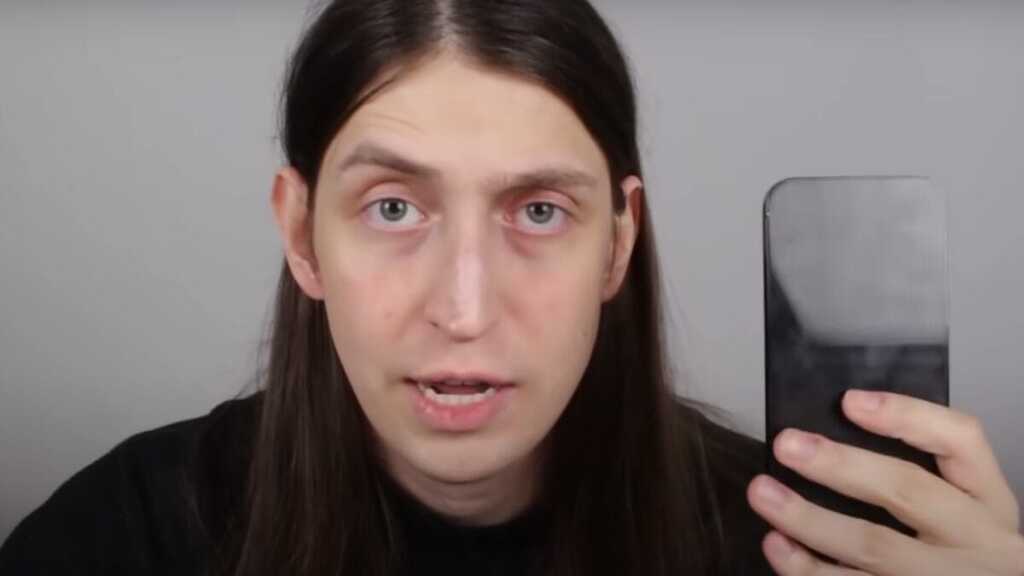 Youtuber Felca viraliza com denúncia contra a adultização de crianças nas redes