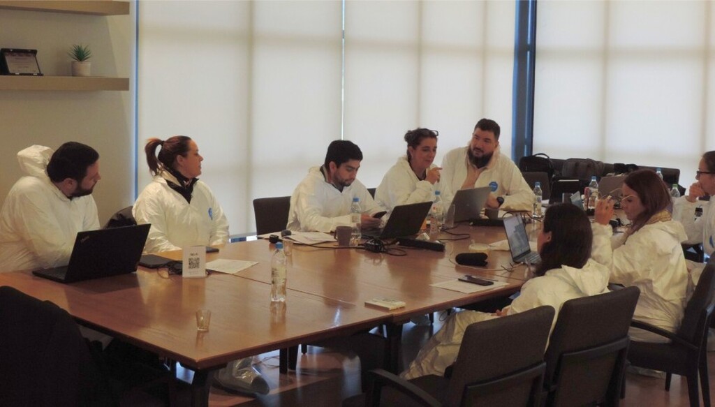 título imagem Estado apresenta medidas e ações em sanidade de aves para comitivas do Chile e do Peru