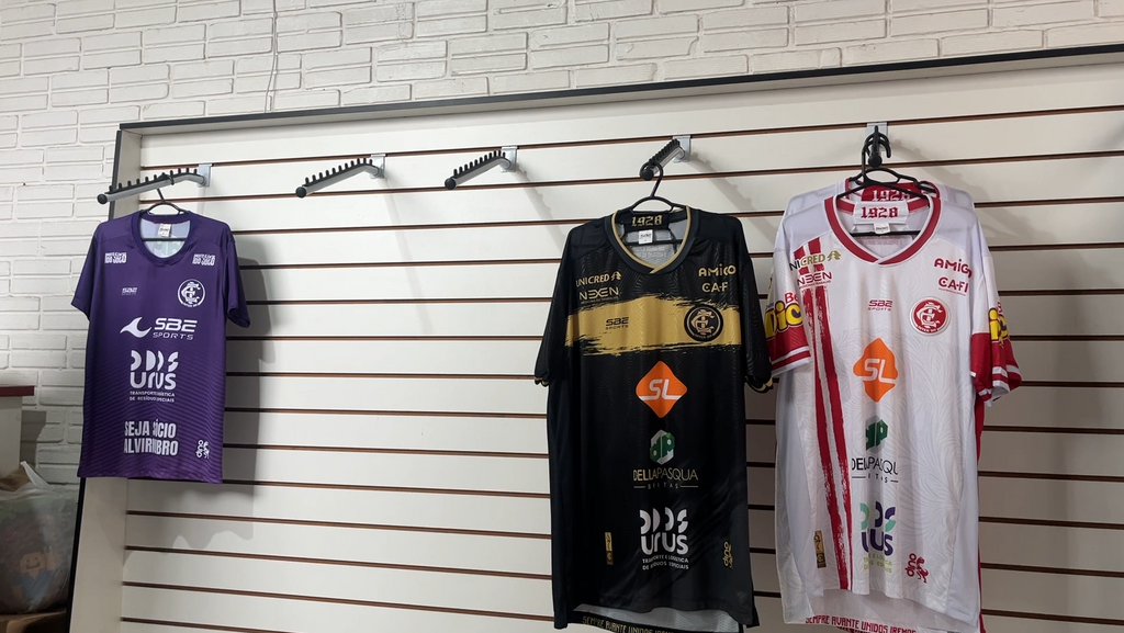 Inter-SM tem alta na venda de camisetas na última semana; confira valores e onde comprar