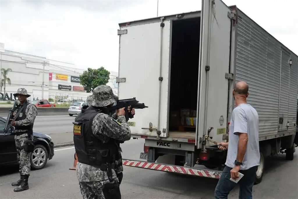Mais de 10 mil roubos de carga foram registrados no Brasil em 2024