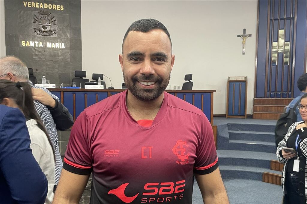 Chiquinho é reconhecido por estar nos acessos de 2007 e 2025