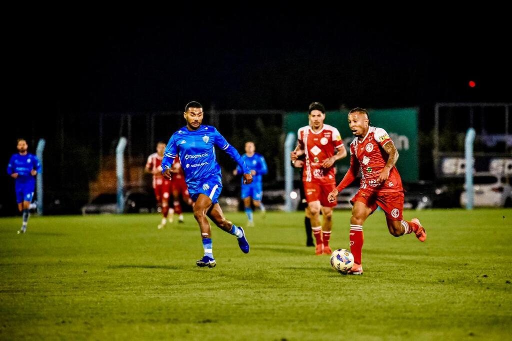 Inter-SM sofre virada para o Novo Hamburgo e sai em desvantagem na final da Divisão de Acesso