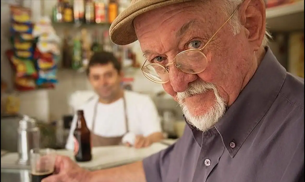 Morre no Rio de Janeiro o cartunista Jaguar, aos 93 anos