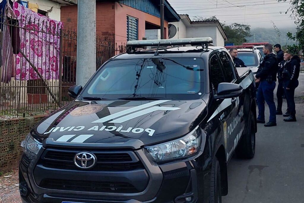 título imagem Polícia Civil realiza prisão em Santa Maria e outras três cidades gaúchas; Estelionato e extorsão são crimes investigados