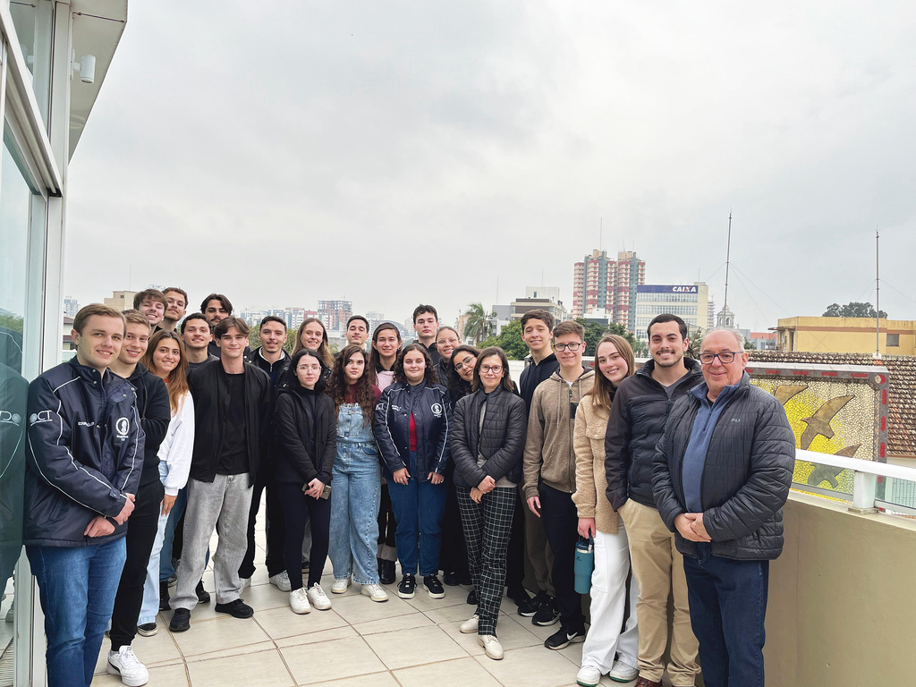 APUSM recebe alunos da Engenharia Civil