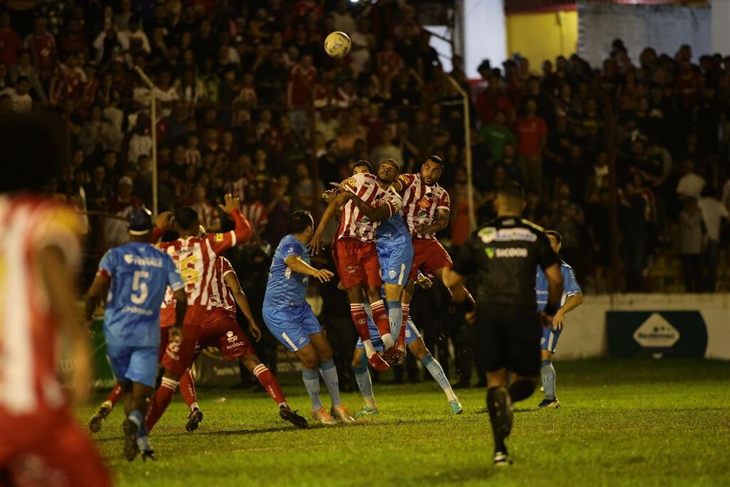 Federação Gaúcha de Futebol divulga súmula de Inter-SM e Novo Hamburgo