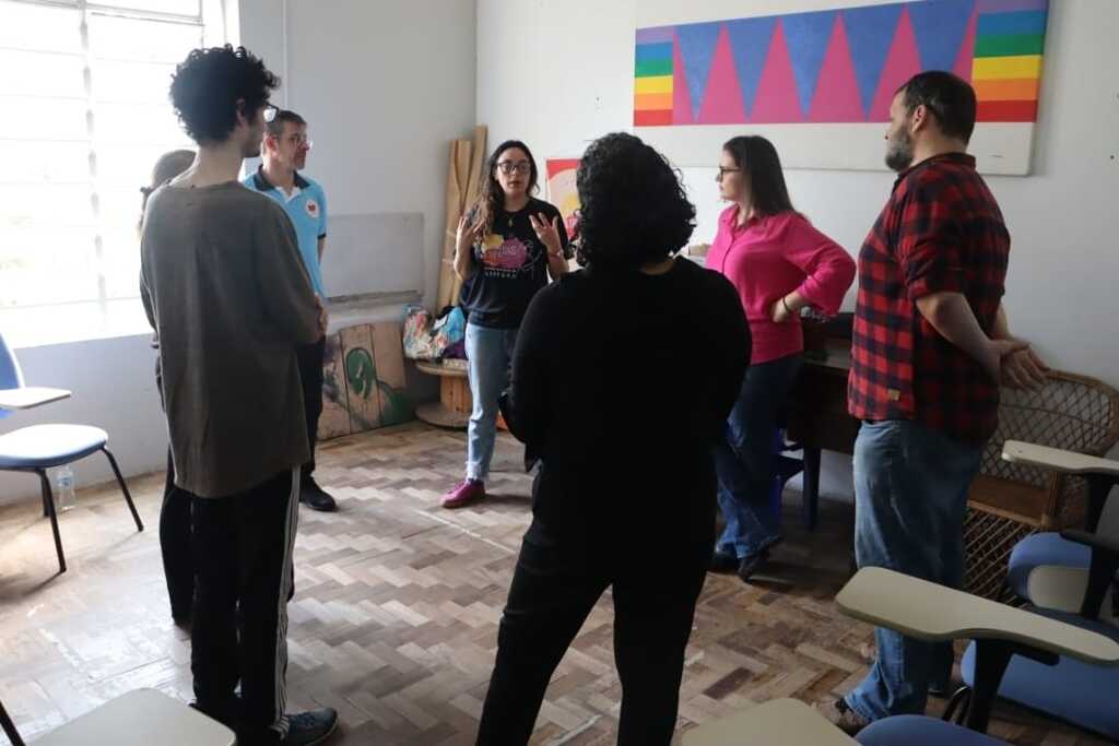 título imagem Com programação especial, coletivo de Santa Maria lança obra na Feira do Livro 2025