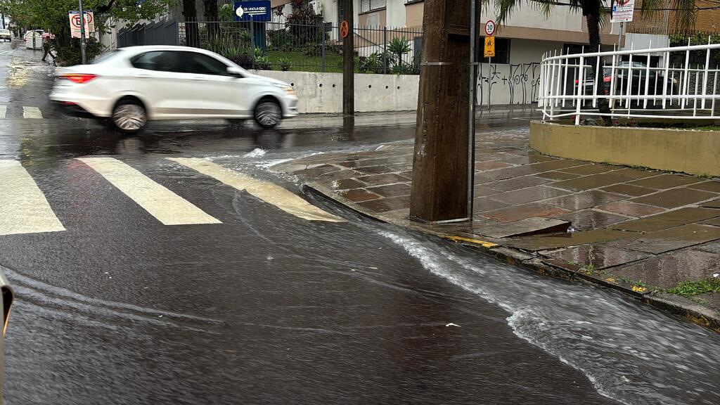título imagem Chuvas volumosas atingem a Região Central, e o retorno do casaco marca a quinta-feira
