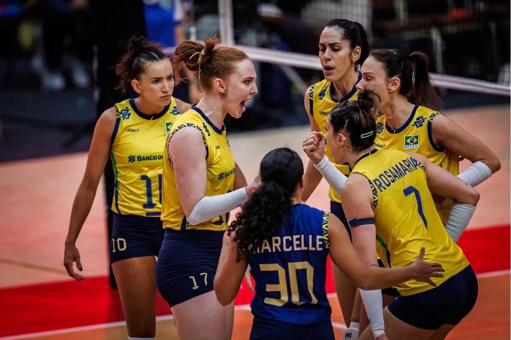 título imagem Brasil vence França e está na semifinal do Mundial de Vôlei Feminino