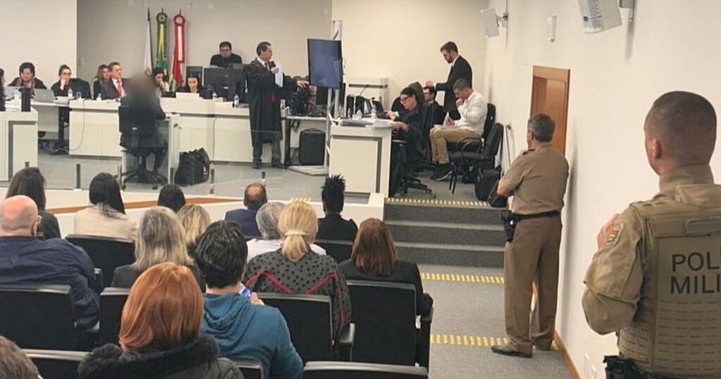 título imagem Testemunhas do caso Isadora começam a ser ouvidas em Imbituba; resultado do júri popular deve sair na sexta-feira