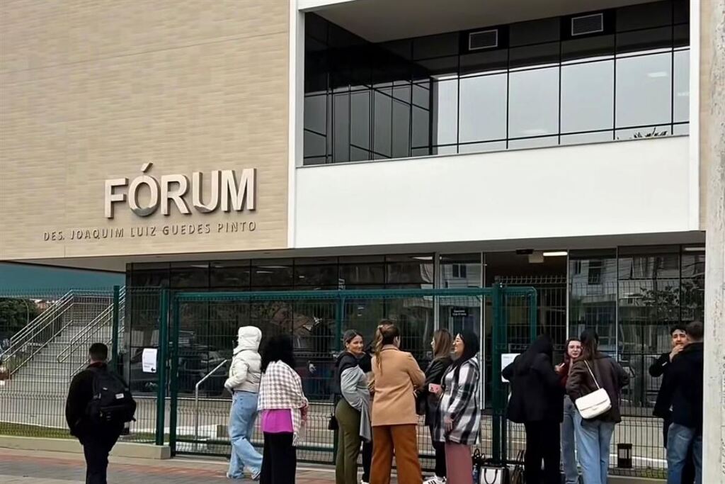 título imagem Testemunhas do caso Isadora começam a ser ouvidas em Imbituba; resultado do júri popular deve sair na sexta-feira