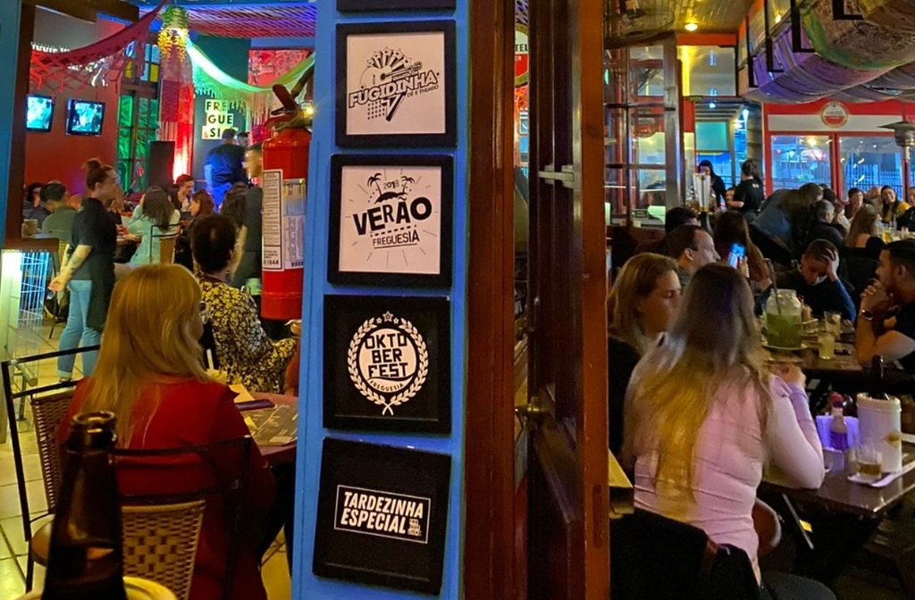 Tradicional bar fecha após 12 anos em Santa Maria; Raquel Tombesi, da Cheiro, publica agradecimento