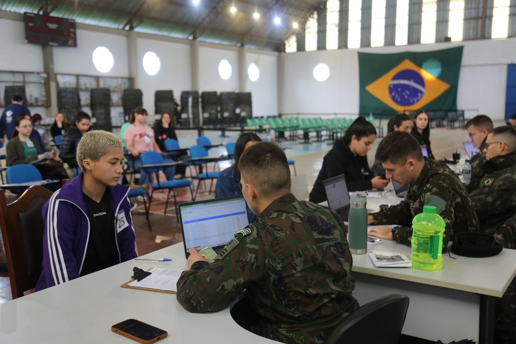 título imagem Primeiras da tropa: Santa Maria inicia processo seletivo para o serviço militar feminino