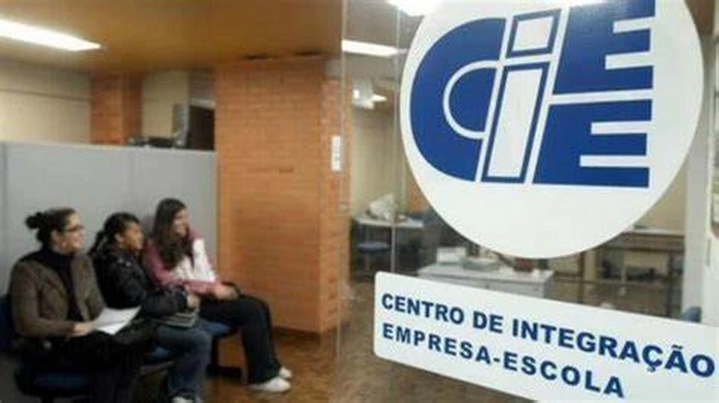 Santa Maria tem mais de 100 vagas de estágio abertas pelo CIEE-RS; Júlio de Castilhos também oferece oportunidades