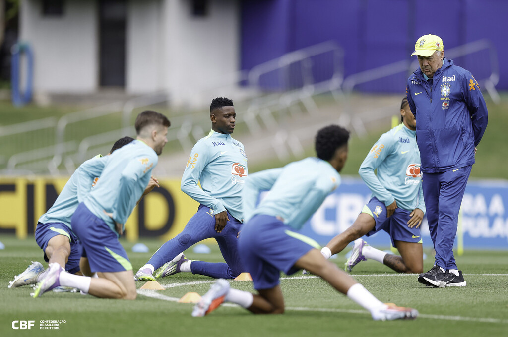 título imagem Na altitude, Ancelotti prepara time alternativo para encarar a Bolívia nesta terça