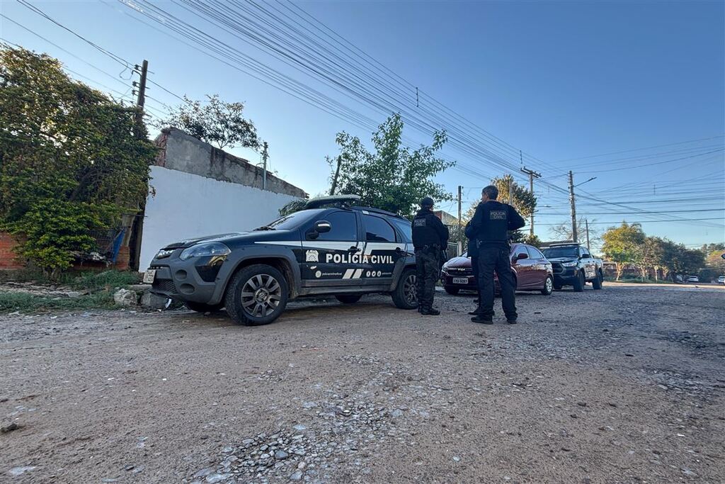 título imagem Em operação contra o tráfico de drogas, Polícia Civil prende 16 pessoas em Santa Maria e Porto Alegre