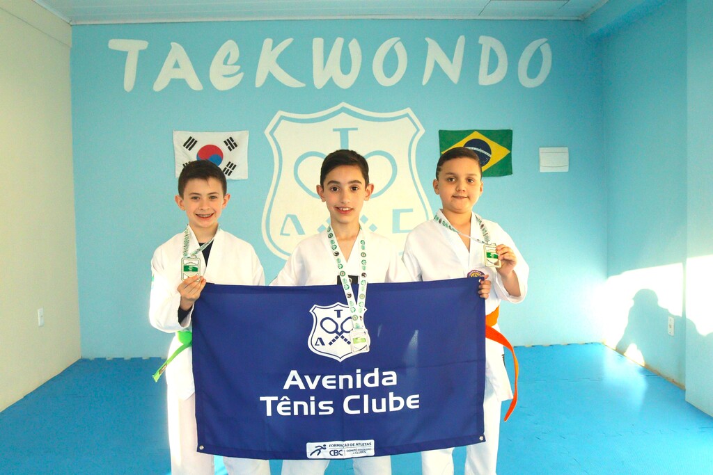 Foto: ATC / Divulgação - À partir da esquerda, Jarbas Neto, Bento Bisognin e Cristian Machado