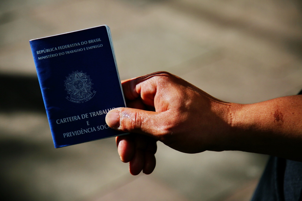 Feira online abre inscrições para empregar mais de 8 mil jovens