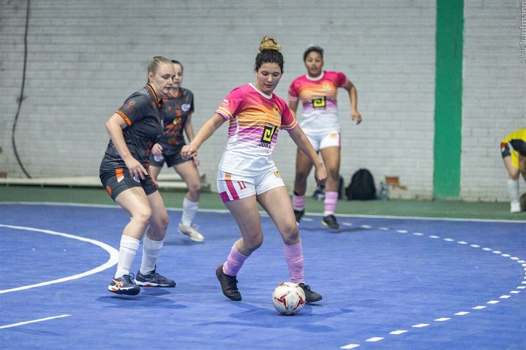 Foto: Silvio Kaufmann - Partidas foram realizadas no Ginásio Oreco, no Bairro Tancredo Neves