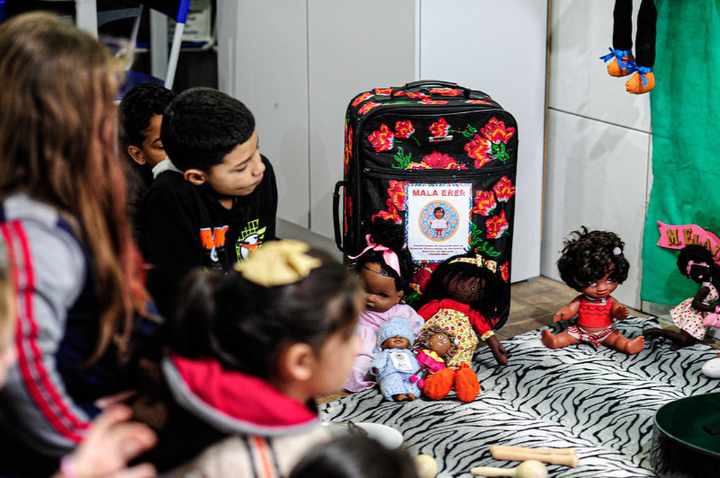 Santa Maria terá primeira Mala de Educação para Relações Étnico-raciais voltada a crianças