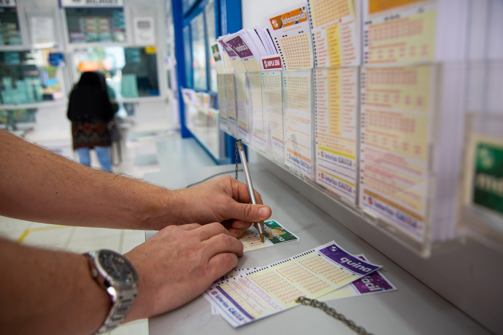 título imagem Mega-Sena sorteia neste sábado prêmio acumulado em R$ 40 milhões