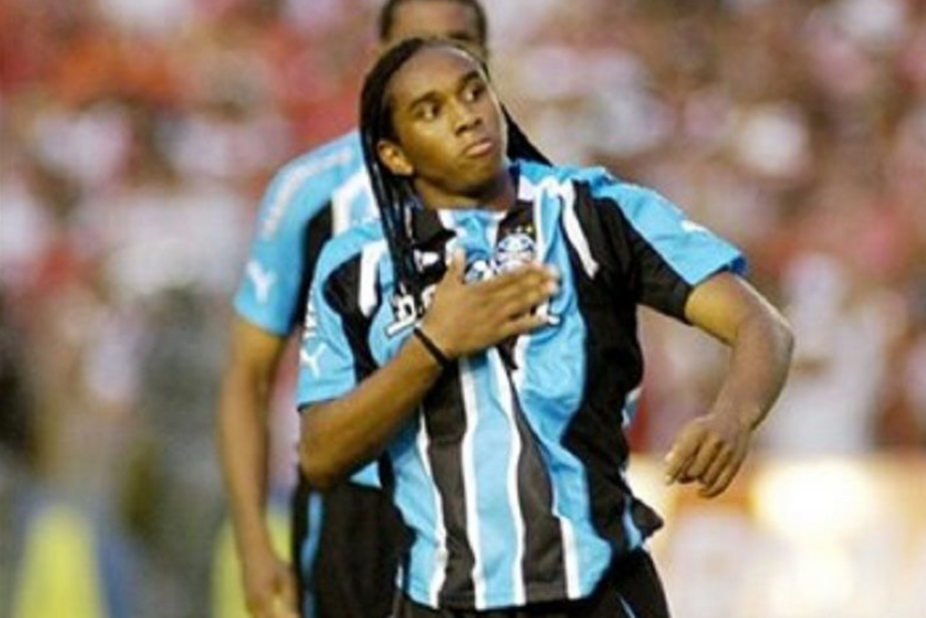 Ex-jogador da dupla Gre-Nal tem prisão decretada por dívida de pensão